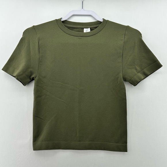 A New Day Women’s Fitted Crew Neck Tee Olive Green Small Pre-owned - Picture 1 of 6